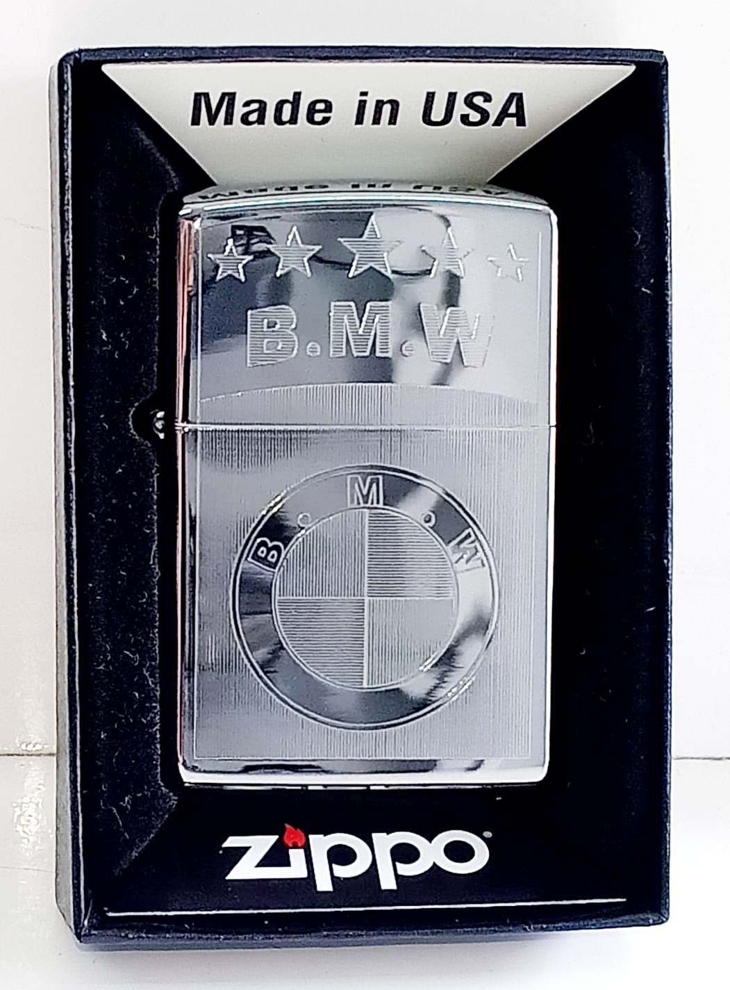 Zippo bong trang khac 1 mat B.M.W Z708